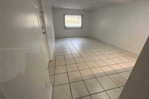 Copropriété à vendre à Miami, Floride: 2 chambres, 95.69 m2 № 1367191 - photo 4