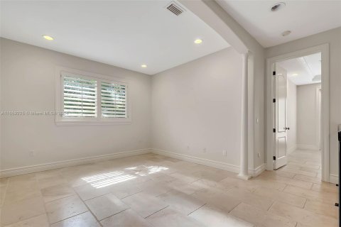 Villa ou maison à vendre à Miami, Floride: 4 chambres, 288 m2 № 1367237 - photo 20