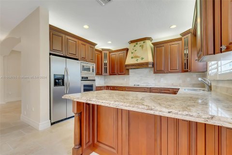 Casa en venta en Miami, Florida, 4 dormitorios, 288 m2 № 1367237 - foto 14