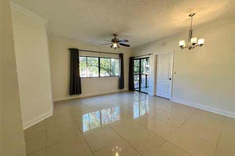 Condo in Fort Lauderdale, Florida, 2 bedrooms  № 1101994 - photo 22