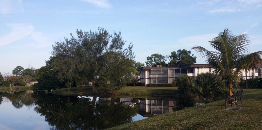 Condo in Royal Palm Beach, Florida, 2 bedrooms  № 1231549