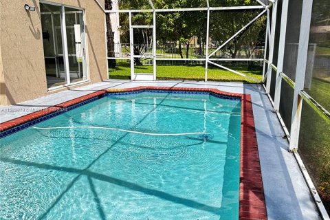 Villa ou maison à vendre à Coral Springs, Floride: 4 chambres, 273.13 m2 № 1175596 - photo 3