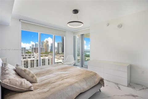 Condo in Sunny Isles Beach, Florida, 3 bedrooms  № 1382059 - photo 14