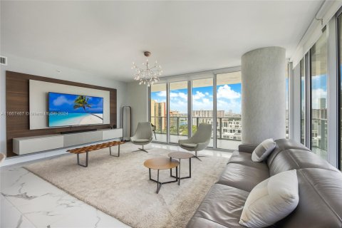 Condo in Sunny Isles Beach, Florida, 3 bedrooms  № 1382059 - photo 5