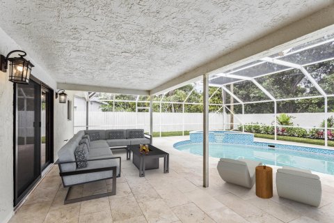 Villa ou maison à vendre à Delray Beach, Floride: 4 chambres, 134.52 m2 № 1099026 - photo 1