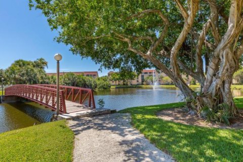 Condo in Delray Beach, Florida, 2 bedrooms  № 1101124 - photo 12