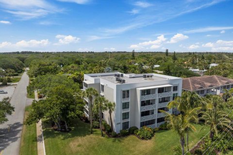 Condo in Vero Beach, Florida, 2 bedrooms  № 1101171 - photo 4