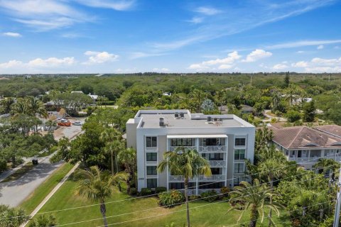 Condo in Vero Beach, Florida, 2 bedrooms  № 1101171 - photo 5