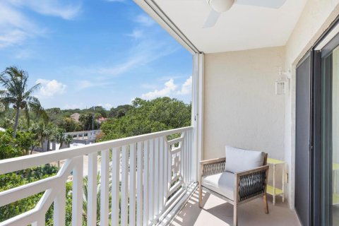 Condo in Vero Beach, Florida, 2 bedrooms  № 1101171 - photo 18