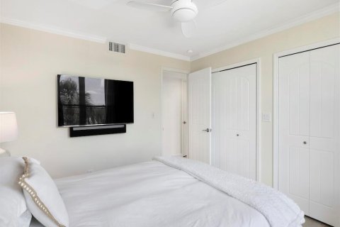 Condo in Vero Beach, Florida, 2 bedrooms  № 1101171 - photo 28