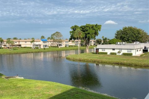 Condo in Delray Beach, Florida, 2 bedrooms  № 1101173 - photo 14