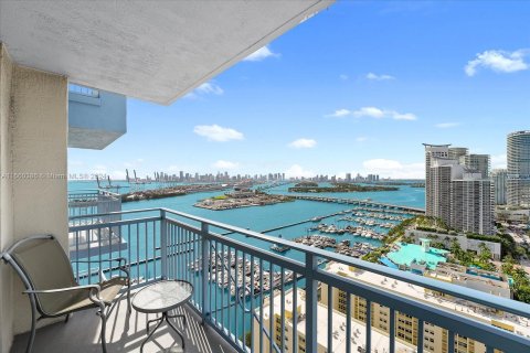 Copropriété à vendre à Miami Beach, Floride: 2 chambres, 104.98 m2 № 1367164 - photo 3