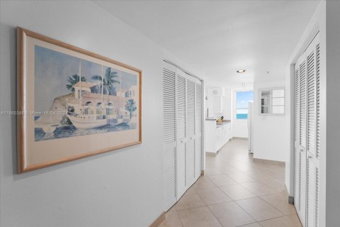 Condominio en venta en Miami Beach, Florida, 2 dormitorios, 104.98 m2 № 1367164 - foto 15