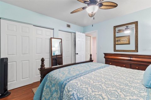 Condo in Fort Myers, Florida, 2 bedrooms  № 1105019 - photo 28