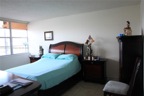 Condominio en venta en Pembroke Pines, Florida, 2 dormitorios, 104.05 m2 № 1098203 - foto 6