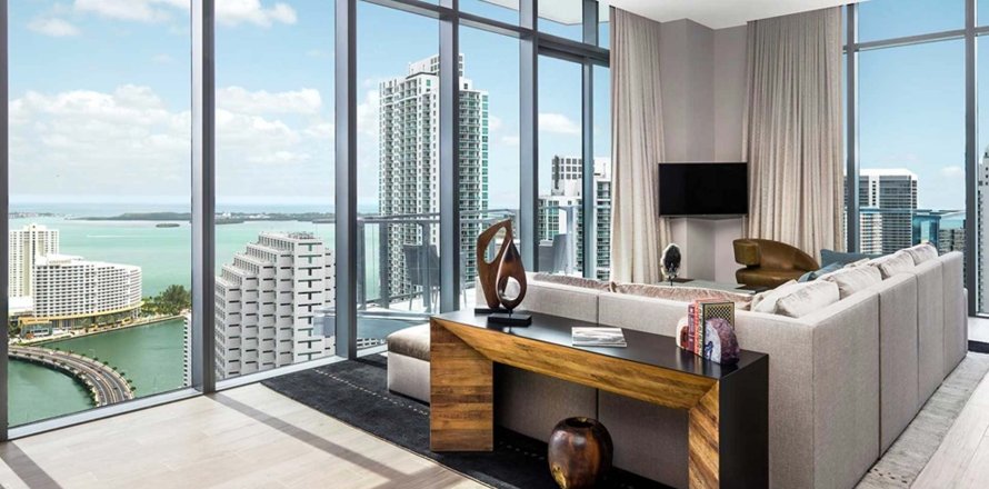 Apartment in REACH BRICKELL CITY CENTER in Miami, Florida 1 bedroom, 75 sq.m. № 21592