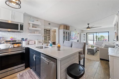 Copropriété à vendre à Punta Gorda, Floride: 2 chambres, 82.13 m2 № 1166938 - photo 4