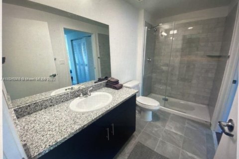 Immobilier commercial à vendre à Miami, Floride: 348.01 m2 № 778840 - photo 6