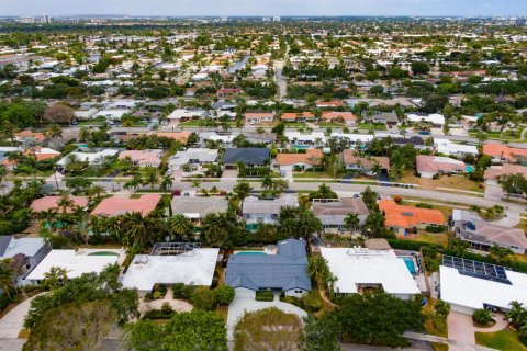 House in Fort Lauderdale, Florida 3 bedrooms, 168.43 sq.m. № 1155610 - photo 17