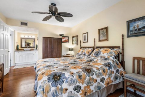 Condo in Stuart, Florida, 2 bedrooms  № 1118154 - photo 13