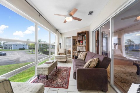 Condo in Stuart, Florida, 2 bedrooms  № 1118154 - photo 8