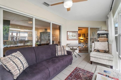 Condo in Stuart, Florida, 2 bedrooms  № 1118154 - photo 7