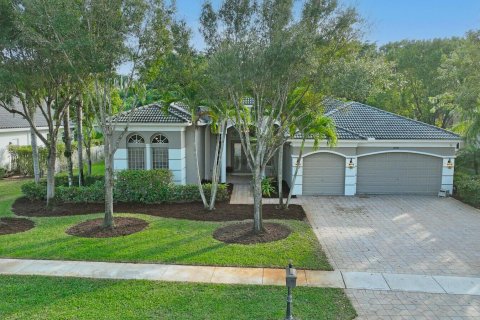 House in Wellington, Florida 5 bedrooms, 322.74 sq.m. № 874453 - photo 7