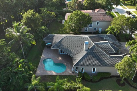 Villa ou maison à vendre à Wellington, Floride: 5 chambres, 322.74 m2 № 874453 - photo 1