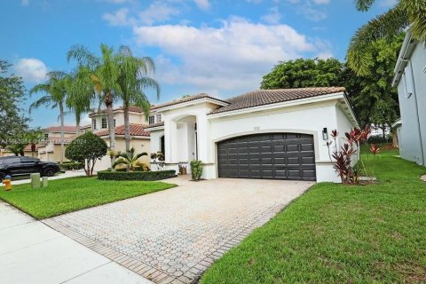 Villa ou maison à vendre à Pembroke Pines, Floride: 3 chambres, 171.87 m2 № 1364105 - photo 23