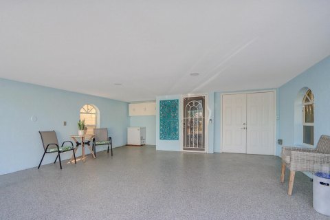 Casa en venta en Jensen Beach, Florida, 2 dormitorios, 99.59 m2 № 1104735 - foto 23