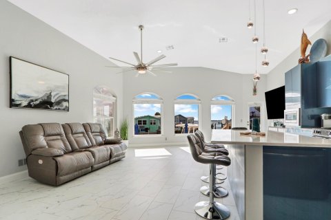 Casa en venta en Jensen Beach, Florida, 2 dormitorios, 99.59 m2 № 1104735 - foto 20