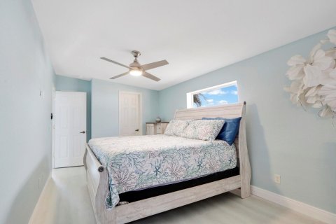 Casa en venta en Jensen Beach, Florida, 2 dormitorios, 99.59 m2 № 1104735 - foto 7