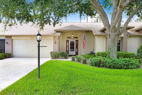 Villa ou maison à vendre à Hudson, Floride: 2 chambres, 152.55 m2 № 1377960 - photo 1