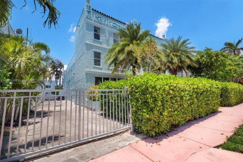 Copropriété à vendre à Miami Beach, Floride: 2 chambres, 88.44 m2 № 1377406 - photo 4