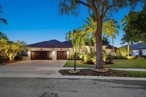 Casa en venta en Weston, Florida, 5 dormitorios, 354.7 m2 № 1321093 - foto 2