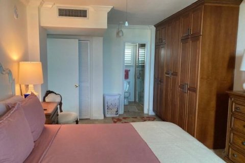 Copropriété à vendre à Deerfield Beach, Floride: 2 chambres, 96.62 m2 № 1080816 - photo 11