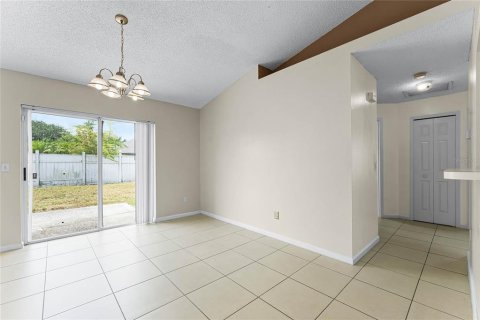 Villa ou maison à vendre à Kissimmee, Floride: 3 chambres, 133.22 m2 № 1289646 - photo 6