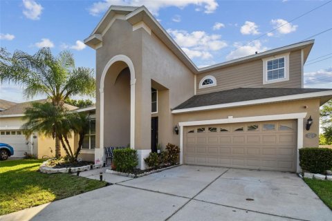 House in Tampa, Florida 4 bedrooms, 254.37 sq.m. № 1133960 - photo 5