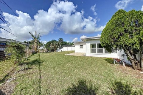 Villa ou maison à vendre à Merrit Island, Floride: 4 chambres, 163.32 m2 № 1133928 - photo 29