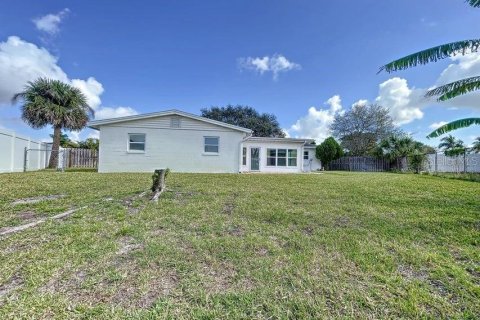 Villa ou maison à vendre à Merrit Island, Floride: 4 chambres, 163.32 m2 № 1133928 - photo 7
