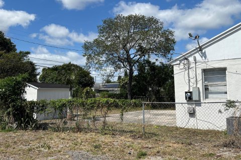 Villa ou maison à vendre à Riviera Beach, Floride: 2 chambres, 66.89 m2 № 1133139 - photo 1