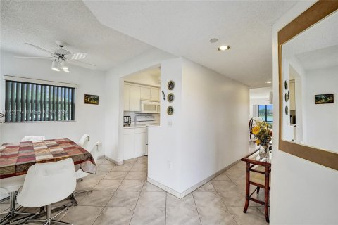 Copropriété à vendre à Pembroke Pines, Floride: 2 chambres, 142.42 m2 № 1269609 - photo 8