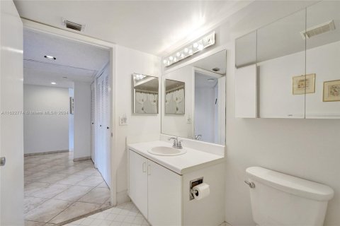 Copropriété à vendre à Pembroke Pines, Floride: 2 chambres, 142.42 m2 № 1269609 - photo 7