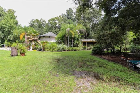 House in Lakeland, Florida 5 bedrooms, 516.35 sq.m. № 1363697 - photo 17