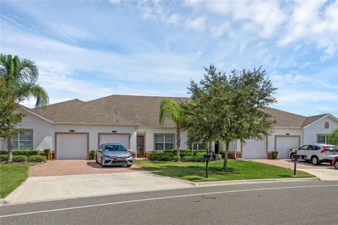 Casa en venta en Clermont, Florida, 2 dormitorios, 127.65 m2 № 1379545 - foto 2