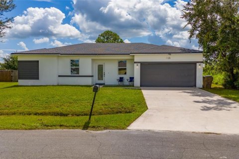 House in Kissimmee, Florida 4 bedrooms, 183.95 sq.m. № 1379546 - photo 1