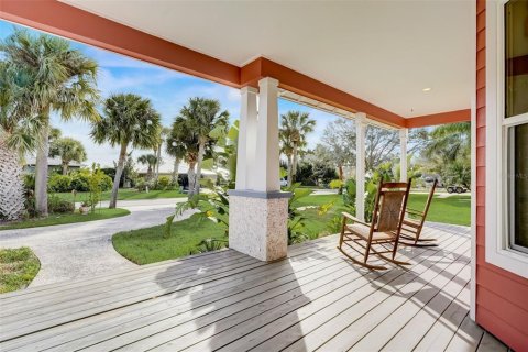 Casa en venta en New Smyrna Beach, Florida, 4 dormitorios, 243.59 m2 № 1379507 - foto 13