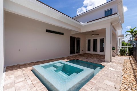 Casa en venta en Palm Beach Gardens, Florida, 4 dormitorios, 343.55 m2 № 724834 - foto 1