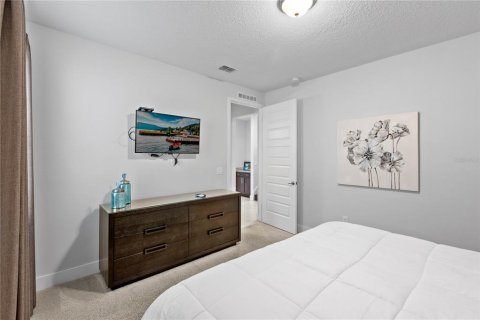 Casa en venta en Kissimmee, Florida, 5 dormitorios, 238.76 m2 № 743031 - foto 7