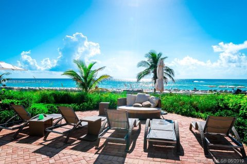 Condo in Sunny Isles Beach, Florida, 1 bedroom  № 741823 - photo 7